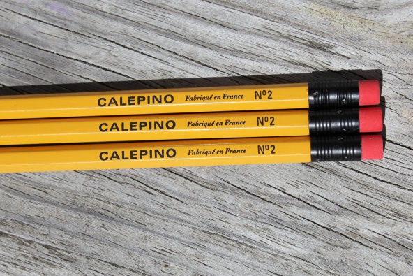 set de 3 crayons de bois